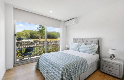 Espinho Apartment | Sunny Stays Espinho - Balcony & Pool