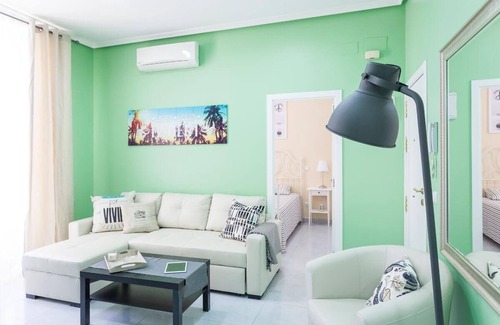 Centro Apartment | Sunny Urban Apt. Historic District - Sol