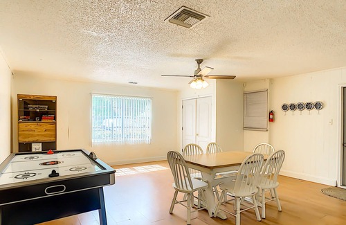 Spring Hill House | Sunny Welcome Home !!
