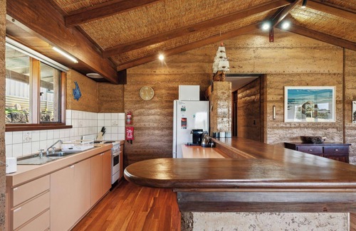 Ledge Point House | Sunnybank