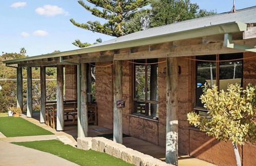 Ledge Point House | Sunnybank - Enjoy the Serenity!