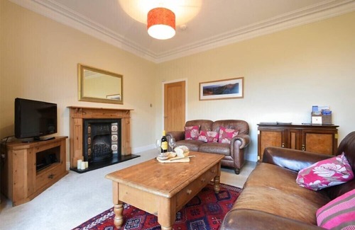 Alnmouth Cottage | SUNNYBRAE (ALNMOUTH), family friendly in Alnmouth