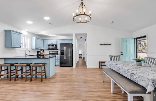 Murrells Inlet House | Sunnyside Patio Home, 2 large covered porches, yard, Golf Cart, Dogs ok!