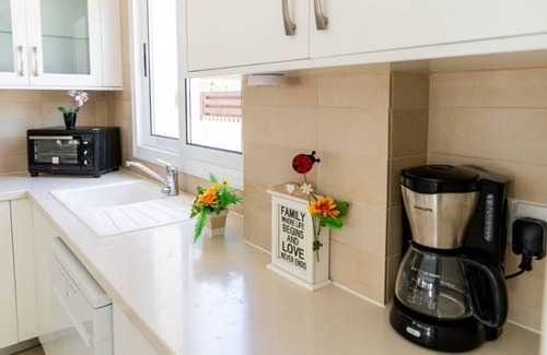 Kapparis Villa | SunnyVillas: 3BR Family Villa ☆Pool☆Walk to Beach
