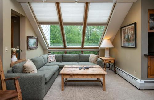 Central Vermont- Killington Apartment | Sunrise Bear Ridge C4 condo