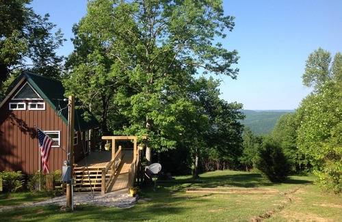 Altamont Cabin | Sunrise Mountain Treehouse Cabin