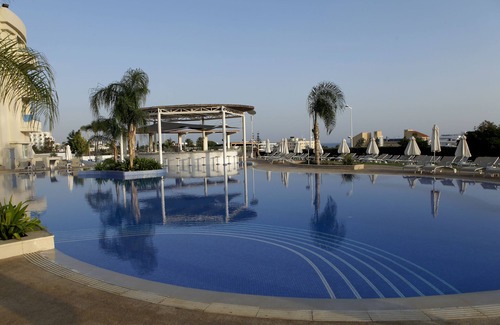 Protaras Apartment | Sunrise Oasis Hotel & Waterpark