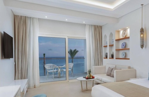 Ras Nasrani Resort | SUNRISE Remal Beach Resort