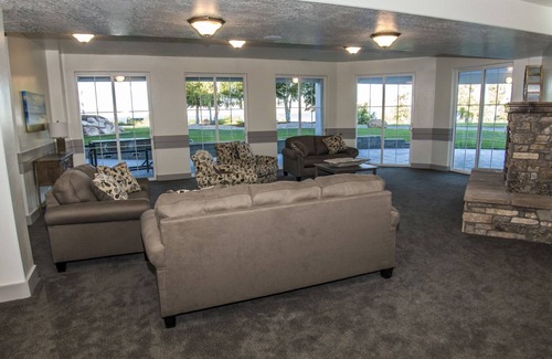 Harbor Village Hotel | Sunrise Resort Room #105 | 0 Bed, 1 Bath