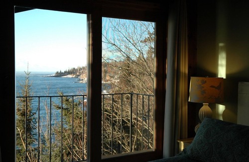 Tofte Condo | "Sunrise & Serenity" Perched Right On North Shore's Lake Superior Shoreline