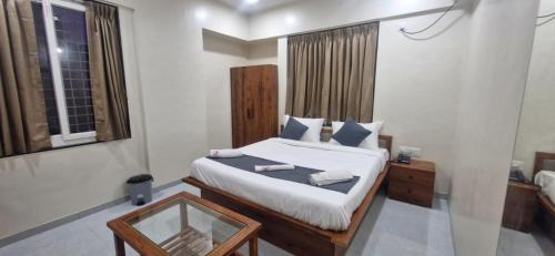 Baner Hotel | Sunrise Service Apartment