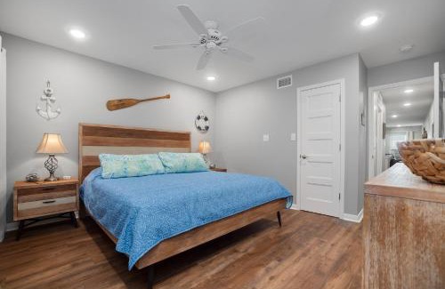 Port Aransas House | Sunrise Villas 208 - BOARDWALK TO THE BEACH