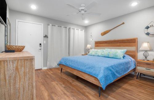 Port Aransas House | Sunrise Villas 208 - BOARDWALK TO THE BEACH