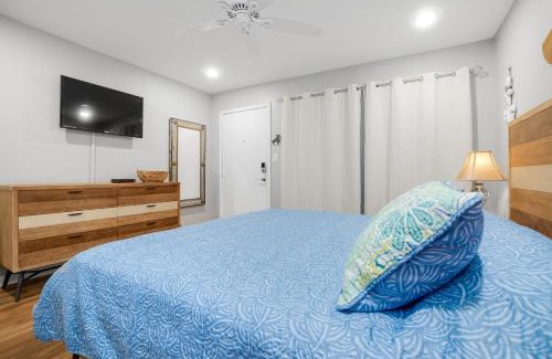 Port Aransas House | Sunrise Villas 208 - BOARDWALK TO THE BEACH