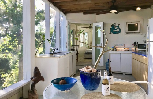 Governor's Harbour Apartment | Sunset apartment at Casuarina Bay, beachfront with western sunset views