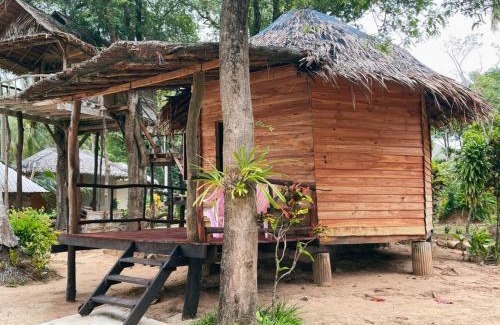 Nuea Khlong Hotel | Sunset Beach Bungalow Koh Pu