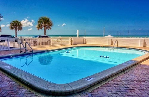 Sunset Beach Apartment | Sunset Beach Chateau Treasure Island 8470