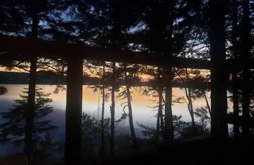 Hardings Point Cottage | Sunset Bend Waterfront cottage