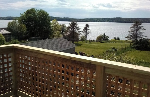 Lubec Apartment | Sunset by the Bay retreat nclose to downtown