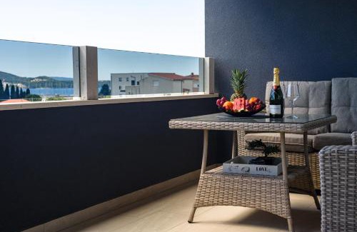 Trogir Apartment | Sunset Coral Trogir - apartment with pool