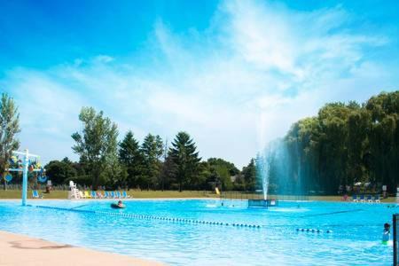 Niagara-on-the-Lake Resort | Sunset Cottage Unit #208