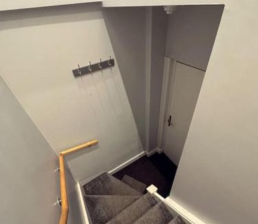 Exmouth Apartment | Sunset Gateway - central location and up to 6 guests