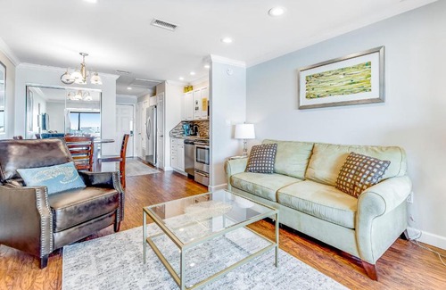 Navarre Beach Hotel | Sunset Harbor Palms 2-304