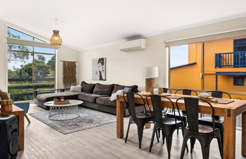 Sunset Strip House | Sunset Island Stays in Sunset Strip