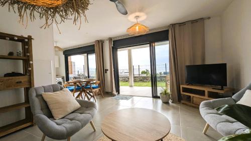 La Saline Les Bains Apartment | SUNSET L'argonaute T3 70 m2 jardin et terrasse vue lagon