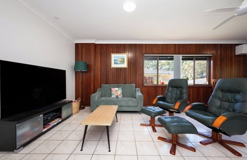 Woolgoolga House | Sunset Lodge