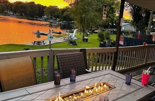 Clare Cabin | Sunset Shores Lake House: Autumn Adventures at Sunset Shores – Fishing, Hiking & Scenic Views