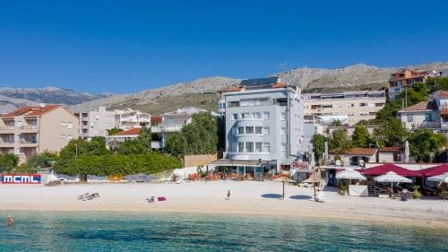 Podstrana Bed & Breakfast | Sunset Split Rooms