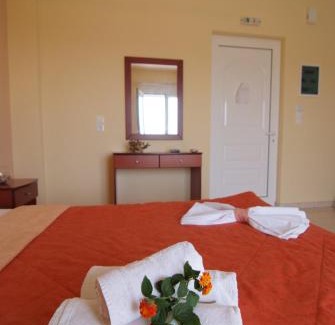 Nea Styra Apartment | Sunset Studios