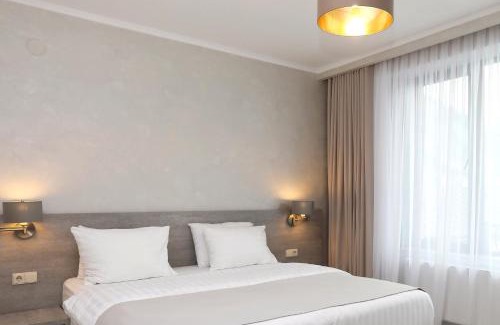 Bagvdanari Hotel | Sunset Terrace Mestia
