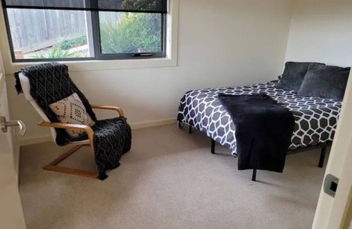 Bairnsdale Apartment | Sunset View Manor