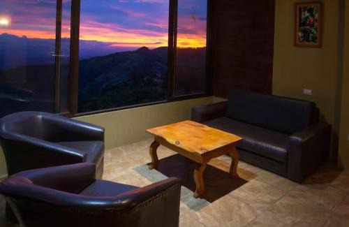 Monteverde Hotel | Sunset Vista Lodge,Monteverde,Costa Rica.