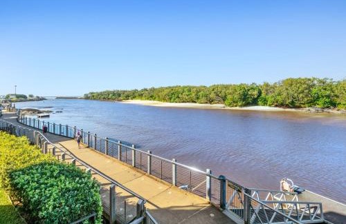 Kingscliff Apartment | Sunset Waters Creekfront Apartment
