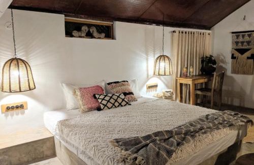 Champakulam Bed & Breakfast | Sunsets and Palm Trees