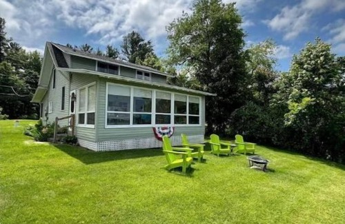 Alexandria Bay Cottage | Sunsets, Ships and Islands