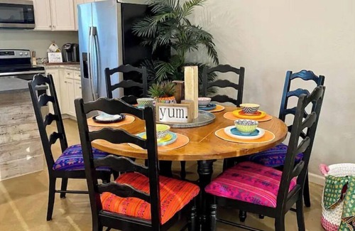 Canyon House | Sunshine Casita! A quiet country setting. Short drive to Palo Duro Canyon.