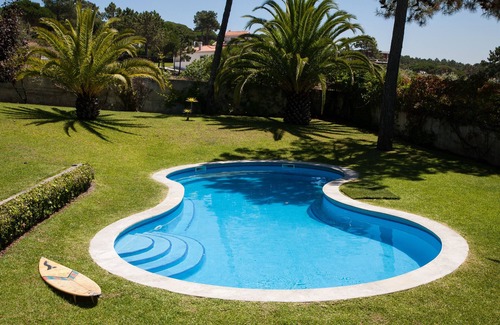 Foz do Arelho House | Sunshine Guest House Foz: Unveil the Mystical Vintage Oasis,embrace Tranquility!
