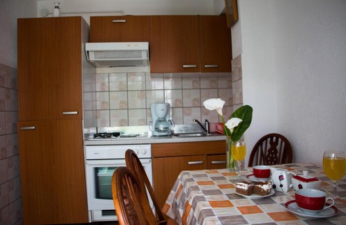 Zvekovica Apartment | Sunshine