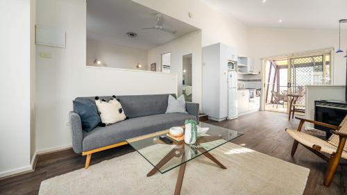 Cowes House | Sunshine Retreat Villa 1