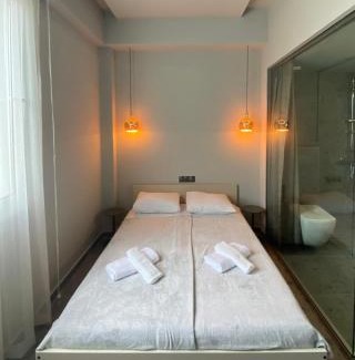 Kriopigi Apartment | Suntan Studios
