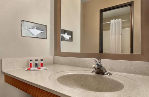 Sioux Falls Hotel | Super 8 by Wyndham Sioux Falls
