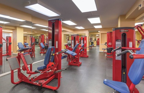 Faubourg Lafayette Apartment | SUPER BOWL WEEK DEAL IN NEW ORLEANS HISTORIC GARDEN DISTRICT n