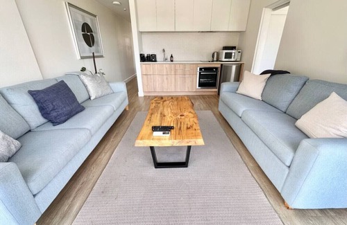 Queenstown City Centre Apartment | Super central modern apartment