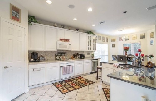 North San Antonio - SAT House | Super Clean & Close To Everything!