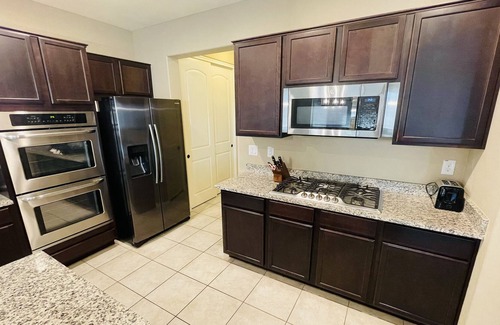 Villages At Queen Creek House | Super Clean & HUGE 5 Bedrooms