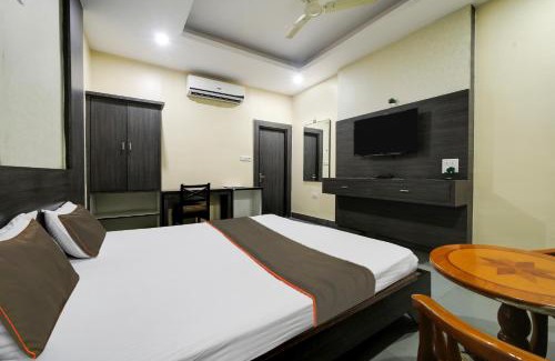 Bhopal Hotel | Super Collection O Hotel Silver Inn